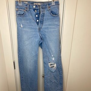 Levi’s ribcage jeans